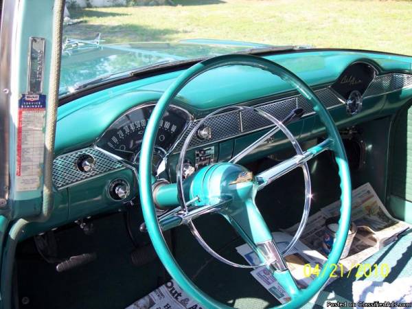 55_L_dash_steering_wheel